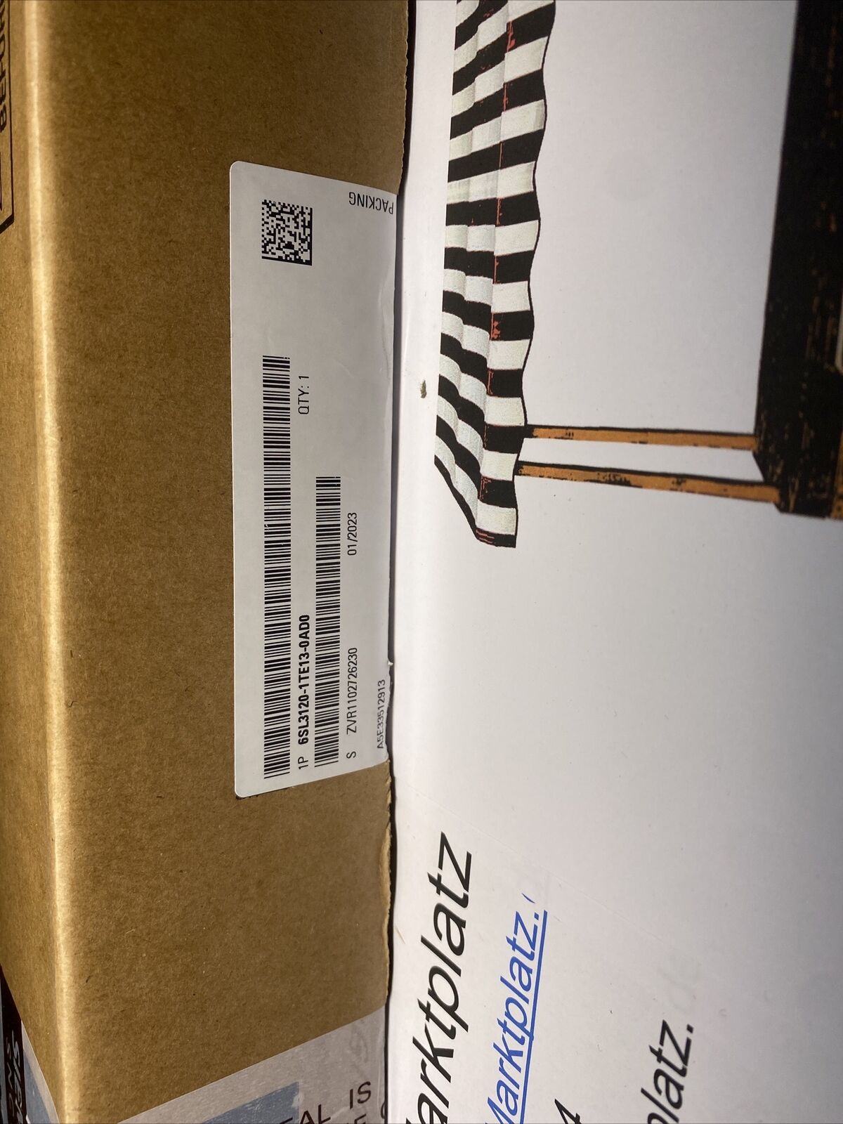 Siemens SINAMICS S120 Одномоторный модуль (6SL3120-1TE13-0AD0) – Вход: DC 600V, Выход: 3AC 400V, 3A, внутреннее воздушное охлаждение, оптимизированные импульсные шаблоны