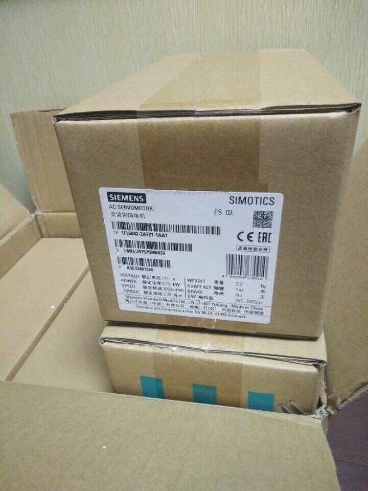 Siemens SIMOTICS S-1FL6 (1FL6042-2AF21-1AA1) – synchroniczny serwomotor z enkoderem inkrementalnym i ochroną IP65