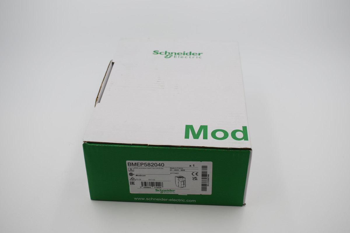 SCHNEIDER ELECTRIC BMEP582040 disponibile in magazzino