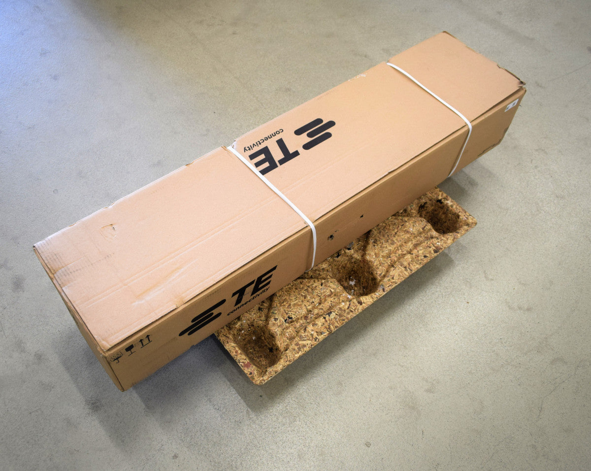 TE CONNECTIVITY TRAJ 42/1x120-240-3HL in magazzino