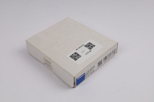 OMRON NX-AD3208 disponibile