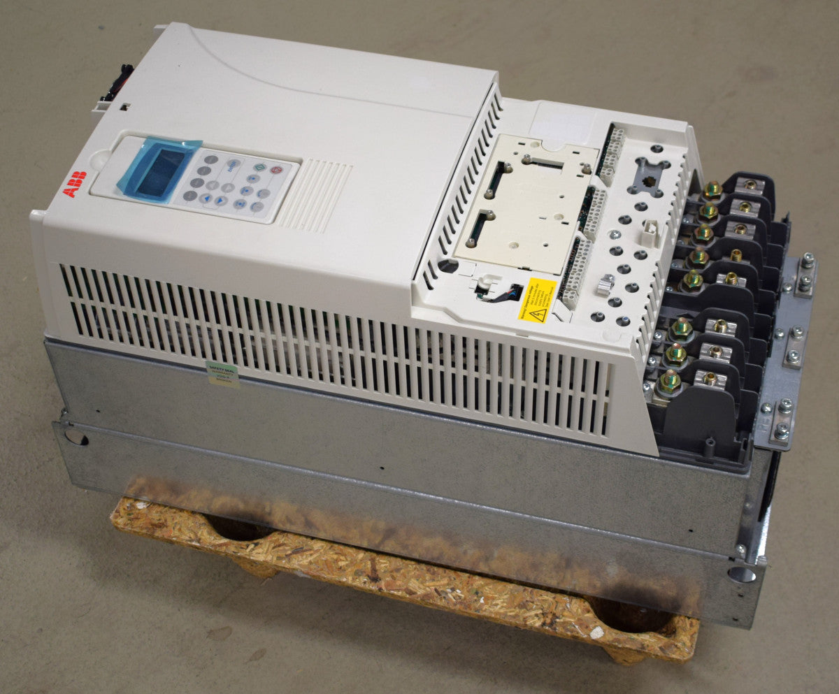 ABB ACS800-04-0070-3E200P904R700 auf Lager