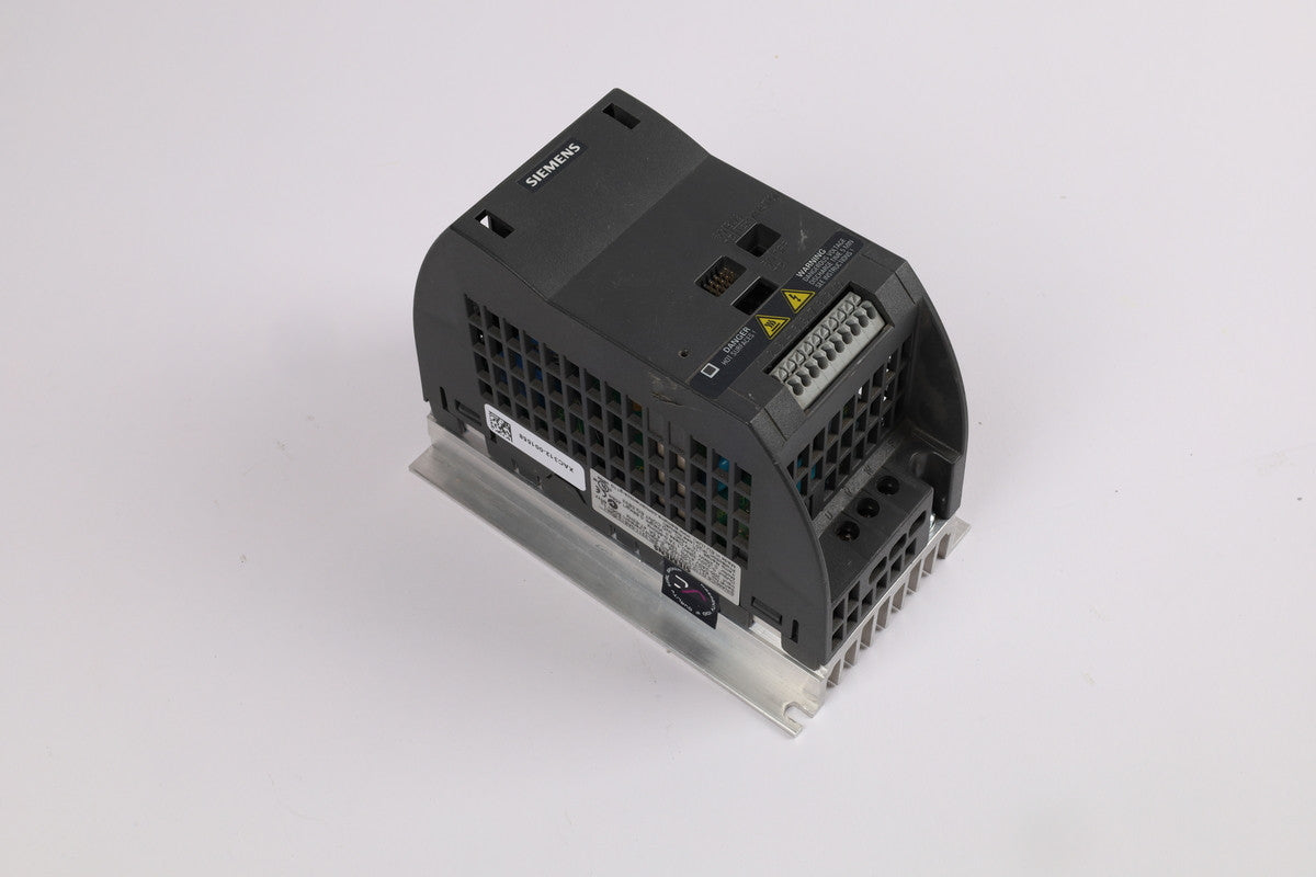 SIEMENS 6SL3211-0AB12-5UA1 na stanie