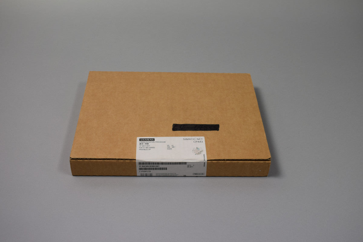 SIEMENS 6GK7443-5DX04-0XE1 in magazzino