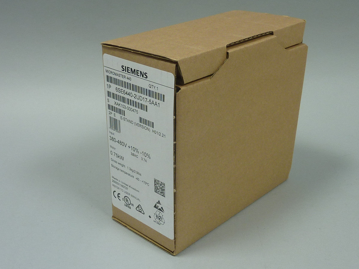 SIEMENS 6SE6440-2UD17-5AA1 in magazzino