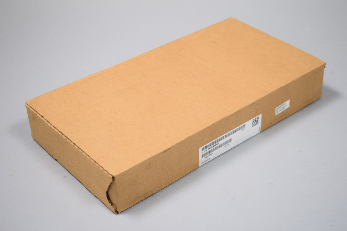 SIEMENS 6SN1118-0NJ01-0AA2 in magazzino