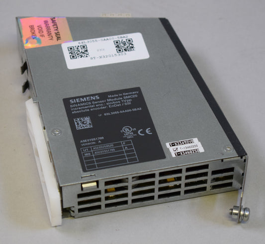 SIEMENS 6SL3055-0AA00-5BA2 in magazzino