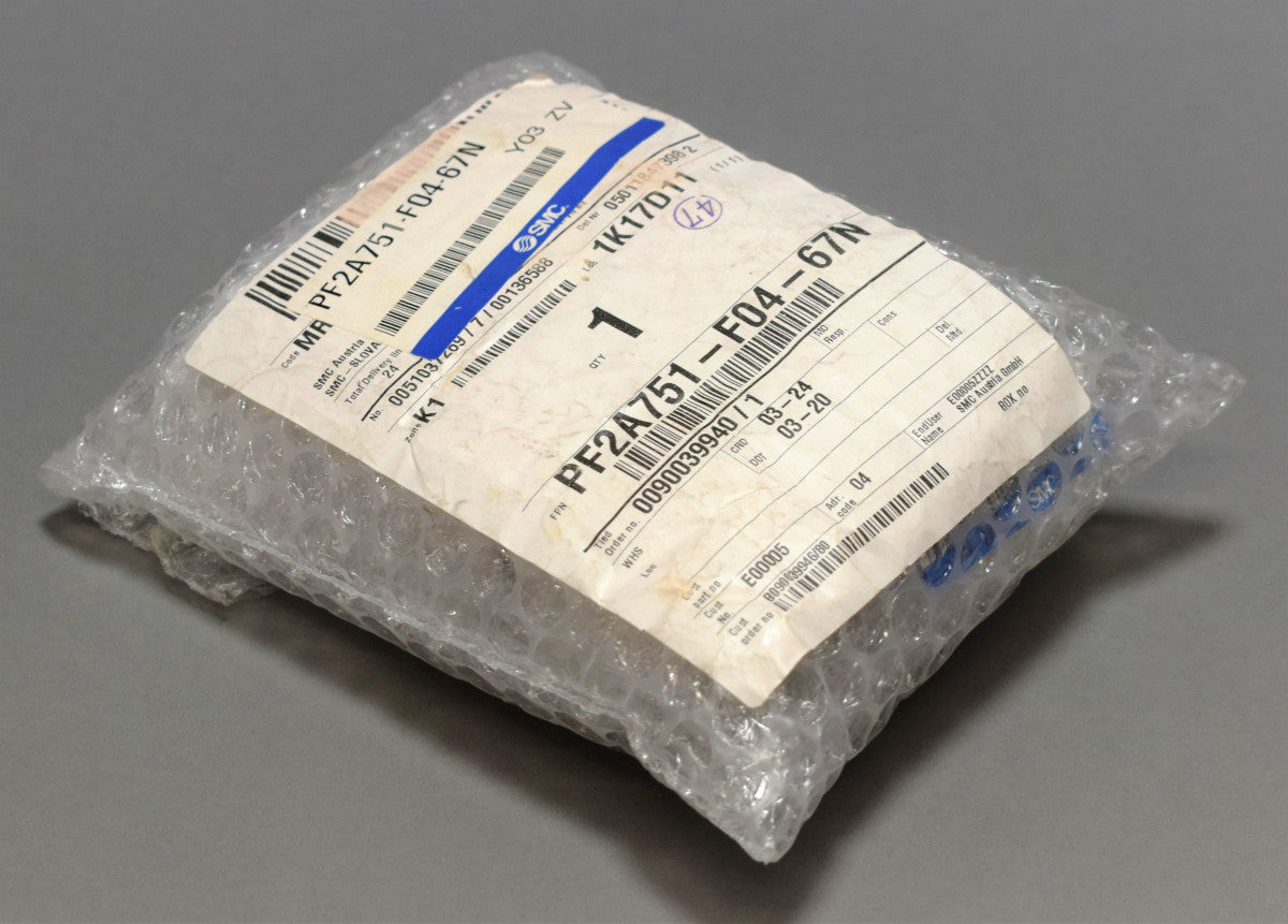 SMC PF2A751-F04-67N in magazzino