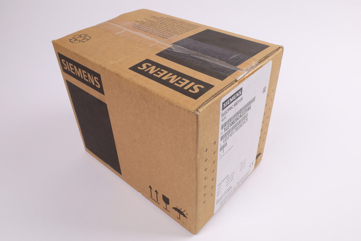 SIEMENS 1LE1002-0CA22-2FA4 auf Lager