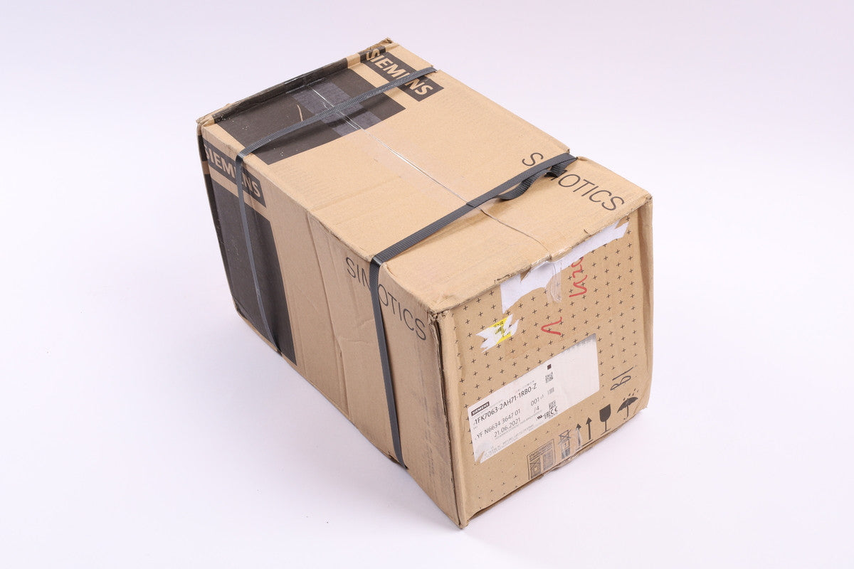 SIEMENS 1FK7063-2AH71-1RB0-Z Y84 in magazzino