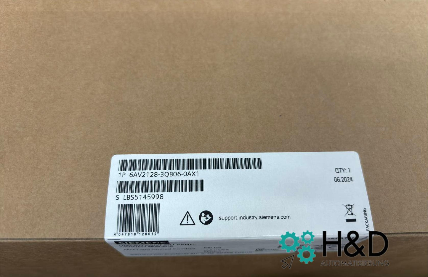 Siemens SIMATIC HMI MTP1500 (6AV2128-3QB06-0AX1) – 15,6" сенсорная панель Unified Comfort с PROFINET