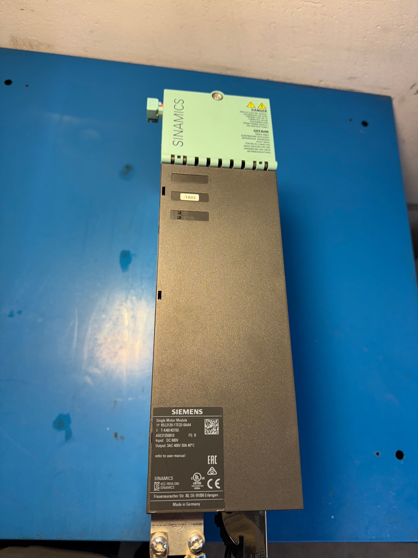 Moduł pojedynczego silnika Siemens 6SL3120-1TE23-0AA4 600VDC/ 400VAC 30A