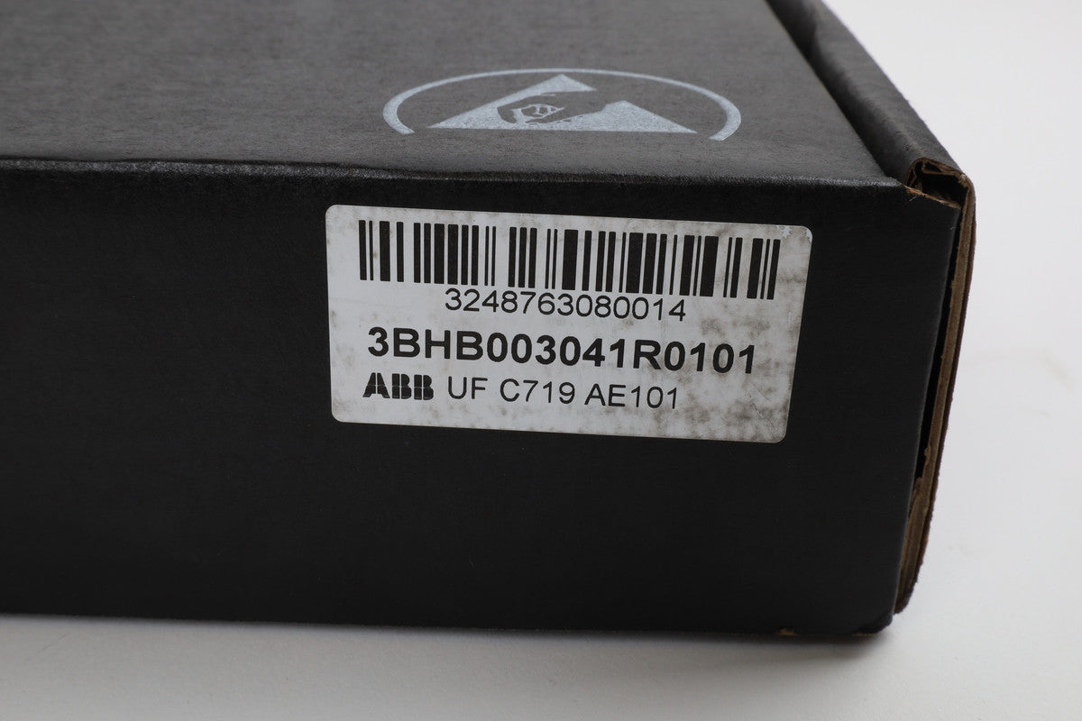 ABB 3BHB003041R0101 disponibile