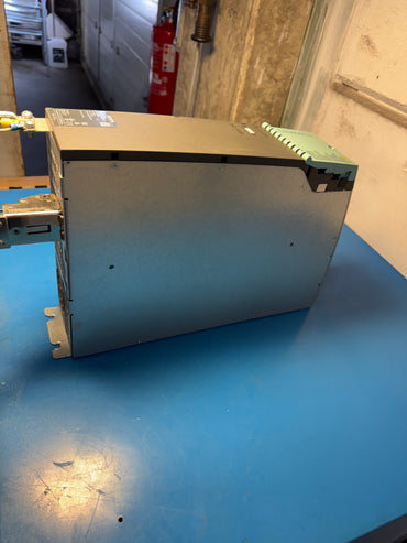 Moduł pojedynczego silnika Siemens 6SL3120-1TE23-0AA4 600VDC/ 400VAC 30A