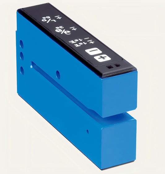 UFN3-70B413  SICK  6049678  New and Sealed