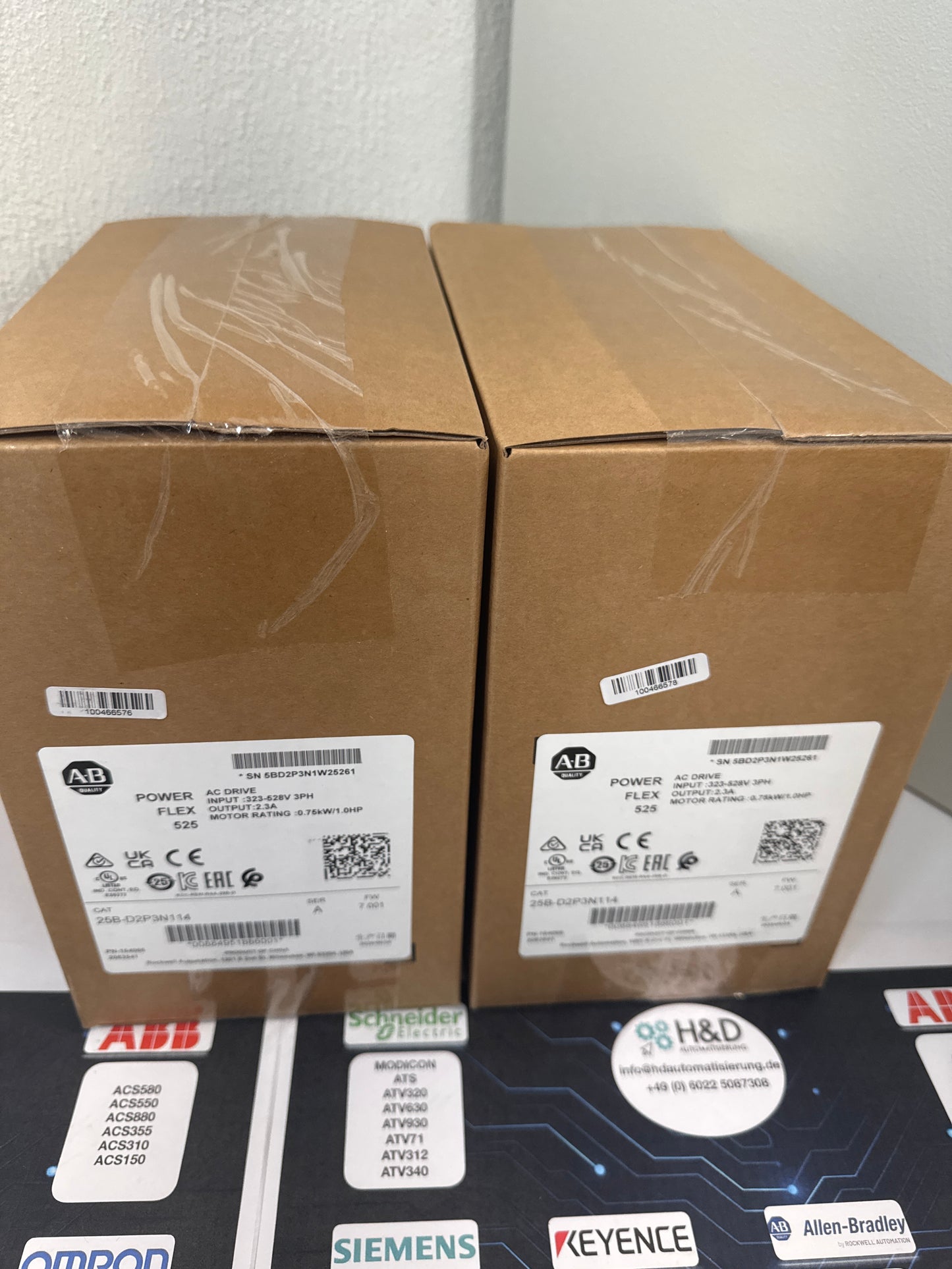 25B-D2P3N114    Allen-Bradley    PowerFlex 525 0,75 kW    Nuovo e Sigillato