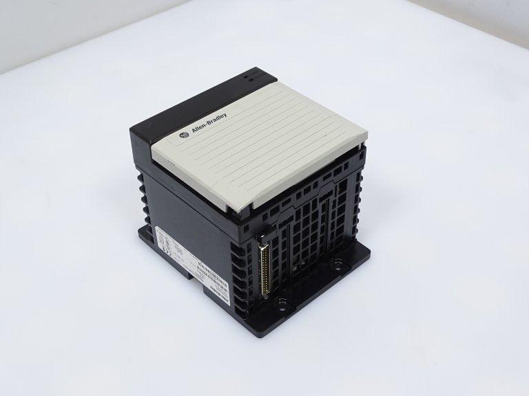 Allen-Bradley 1756-PA75R Alternating Current Power Supply Module for ControlLogix Programmable Logic Controller