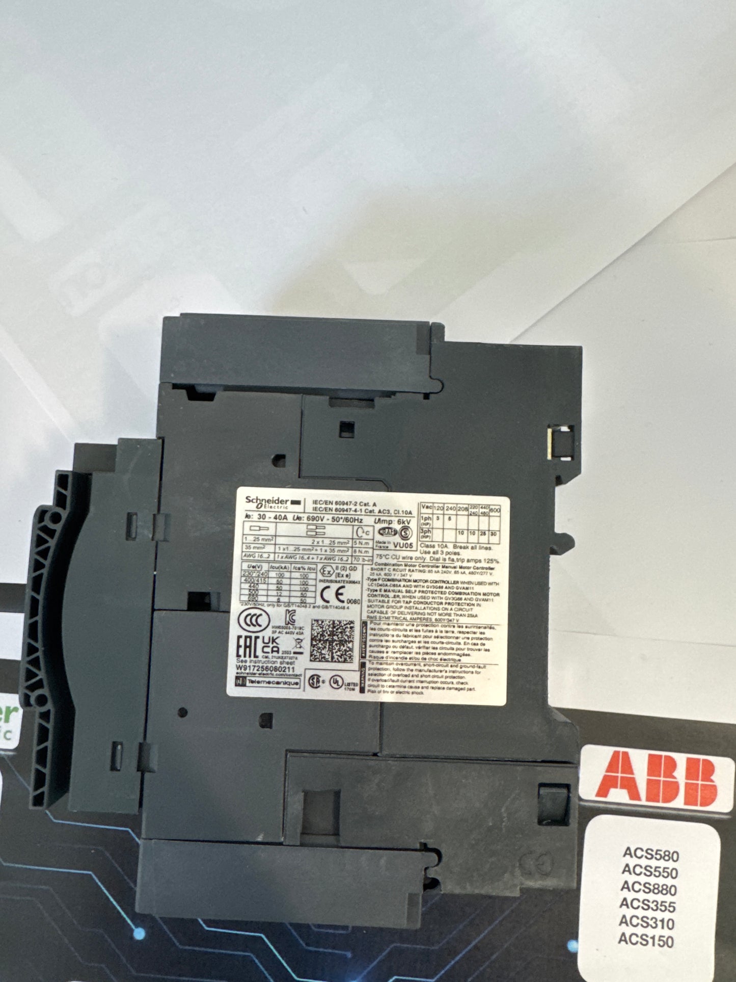 GV3P40 Schneider Electric Disjoncteur moteur, 3p, 30-40A, déclencheur magnétique