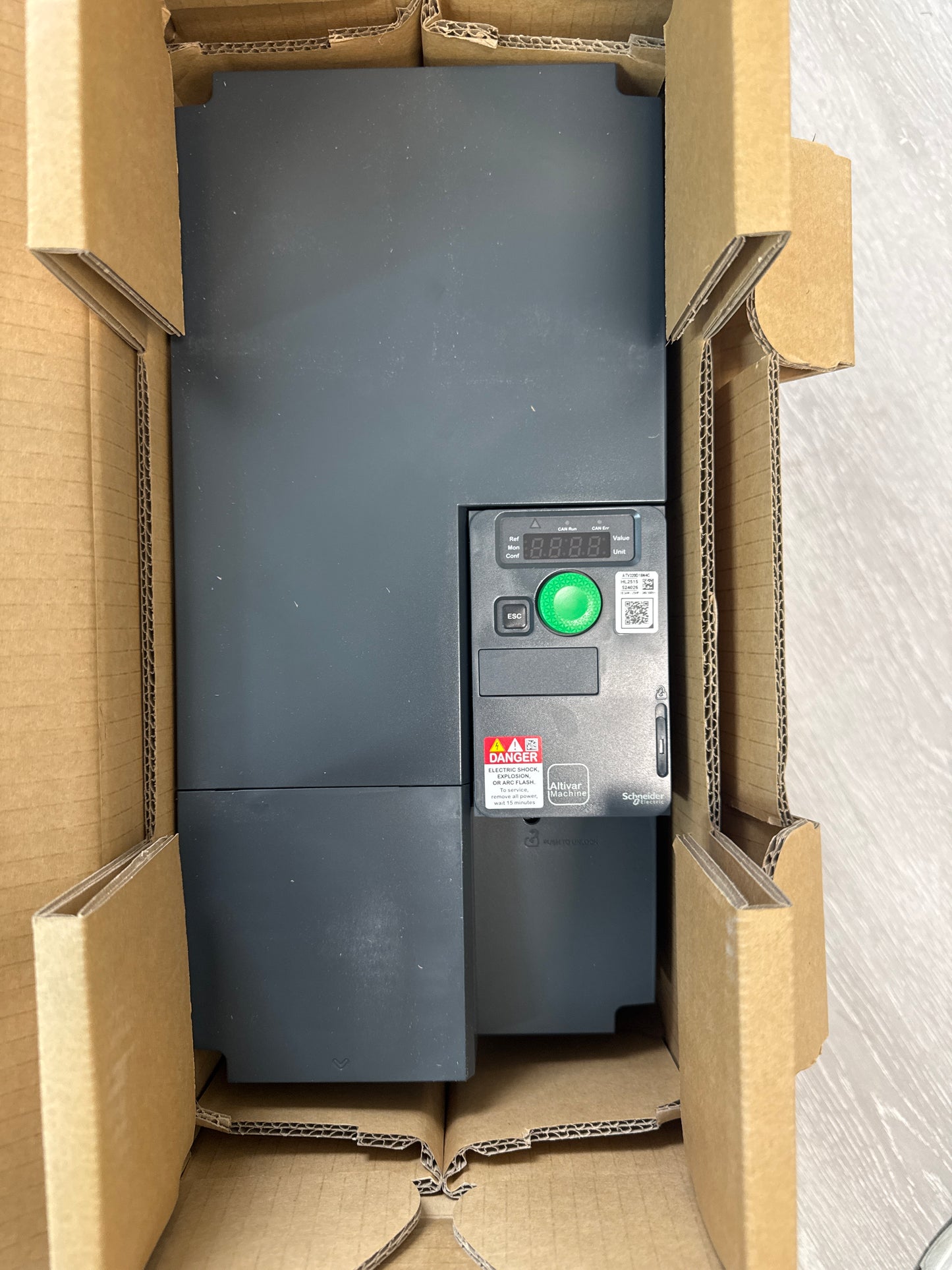 Schneider Electric ATV320D18N4C Frequenzumrichter 18,5kW 400V – Neu & versiegelt