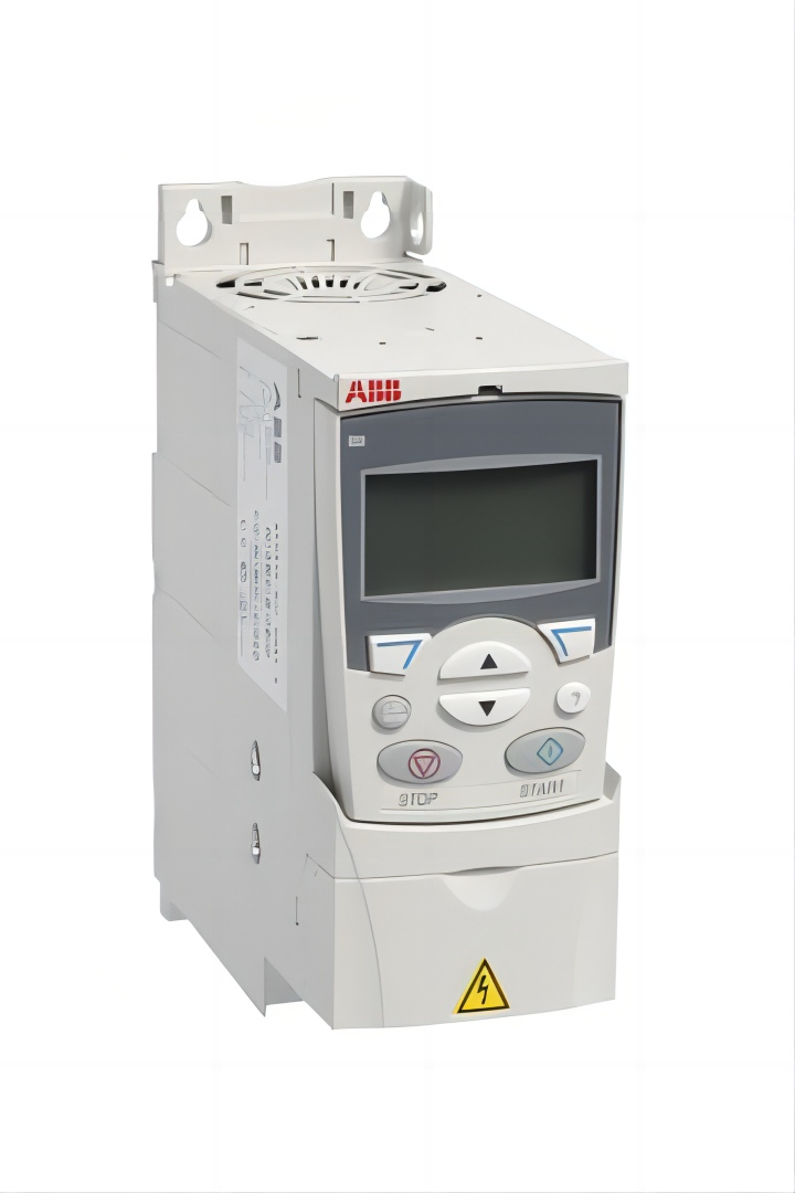 ACS310-03E-09A7-4 ABB Inversor Pn 4kW, I2n 9,7A IP20 【Nuevo y Sellado】