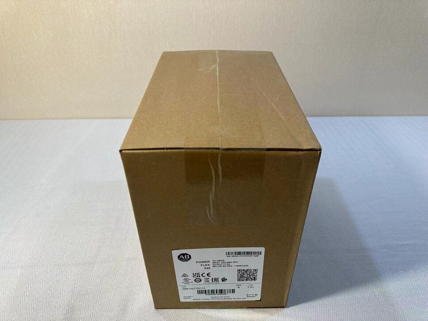 25B-D017N114  Allen-Bradley  PowerFlex 525 7.5kW (10Hp) AC Drive【New and sealed】