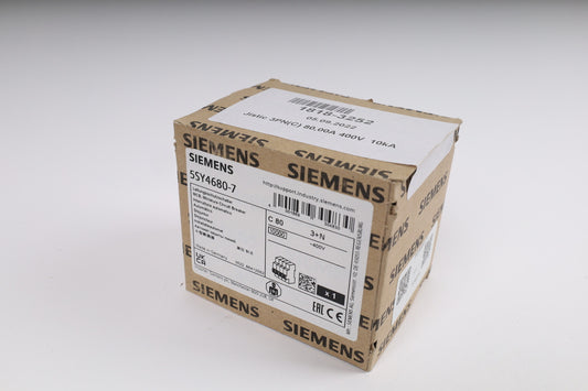 SIEMENS 5SY4680-7 in magazzino