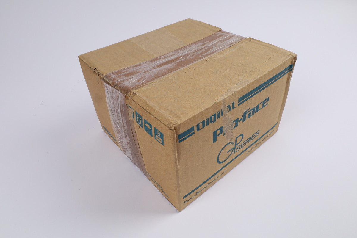 PRO-FACE GP2300-TC41-24V in magazzino