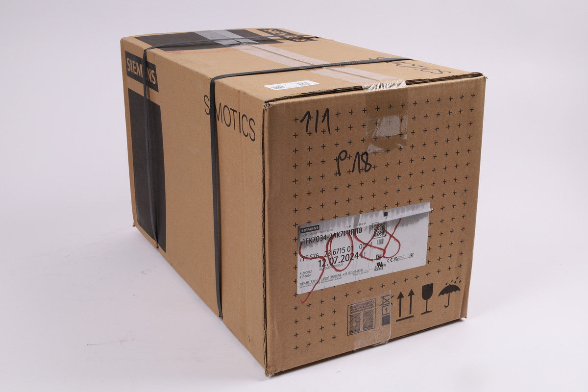 SIEMENS 1FK7034-2AK71-1RH0 in magazzino