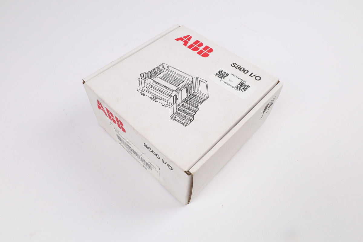 ABB 3BSC690086R1 in magazzino
