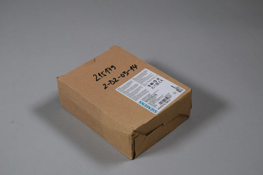 SIEMENS 3RW3018-1BB14 en stock