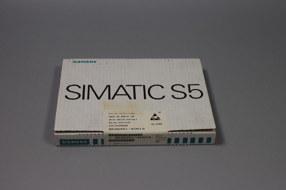 SIEMENS 6ES5451-4UA13 en stock