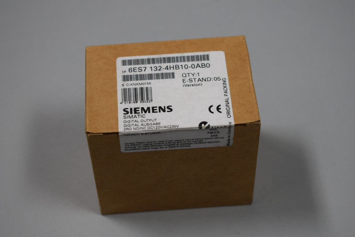 SIEMENS 6ES7132-4HB10-0AB0 na magazynie