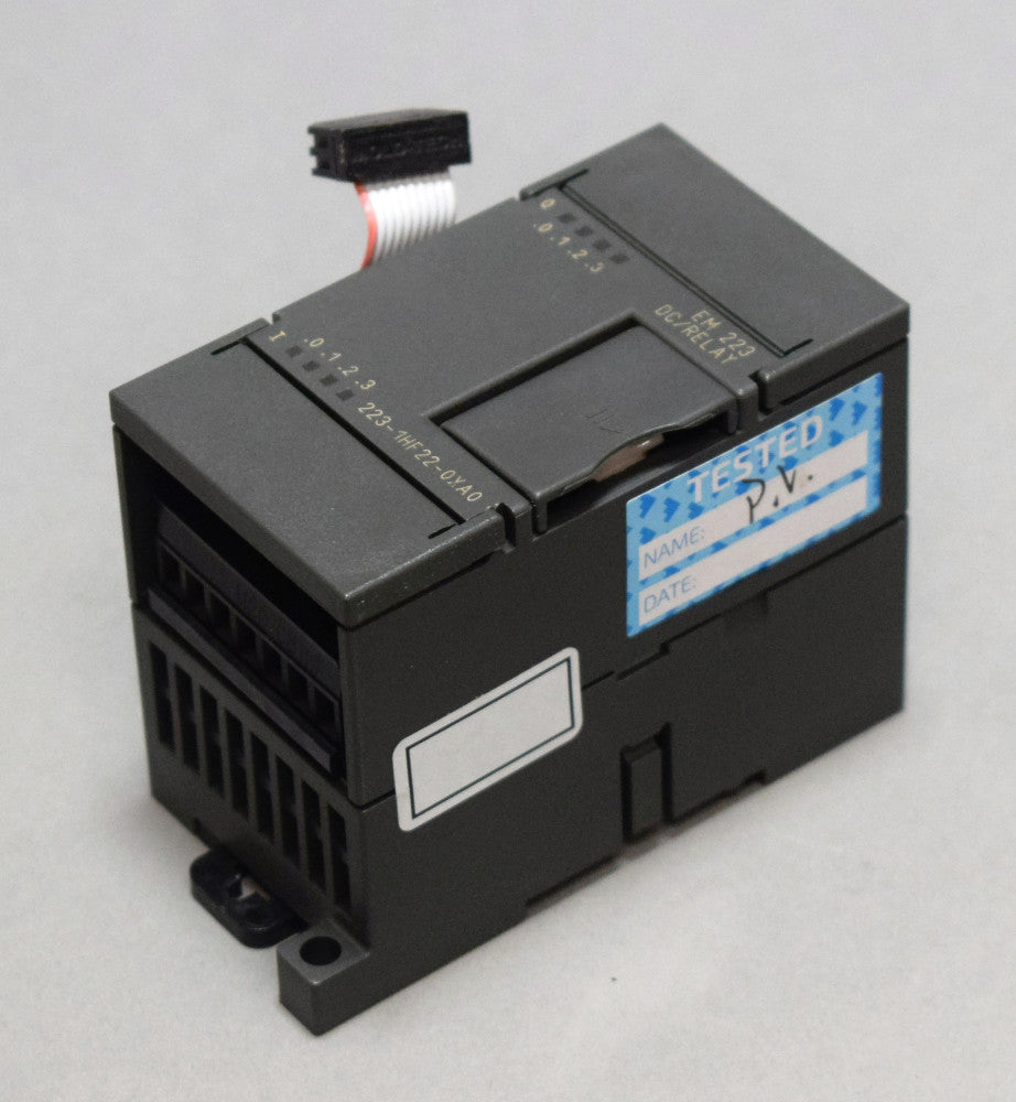 SIEMENS 6ES7223-1HF22-0XA0 auf Lager