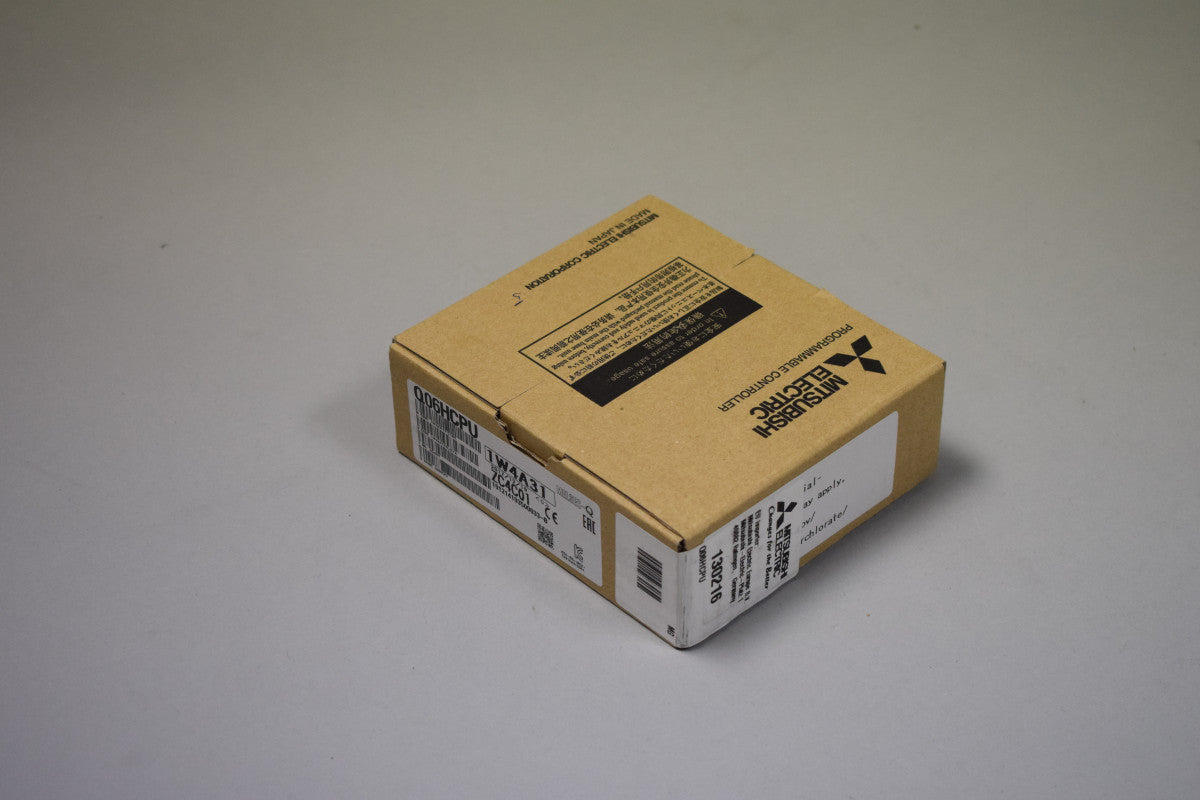 MITSUBISHI Q06HCPU in magazzino