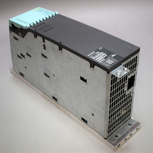 SIEMENS 6SL3126-1TE23-0AA0 in magazzino