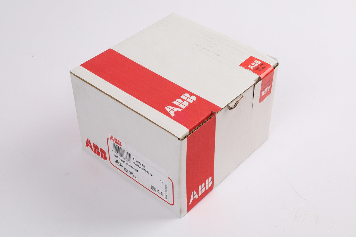 ABB GJR5253300R3161 in magazzino