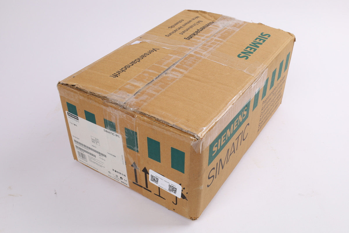 SIEMENS 6ES7647-8AG40-4AD1 in magazzino