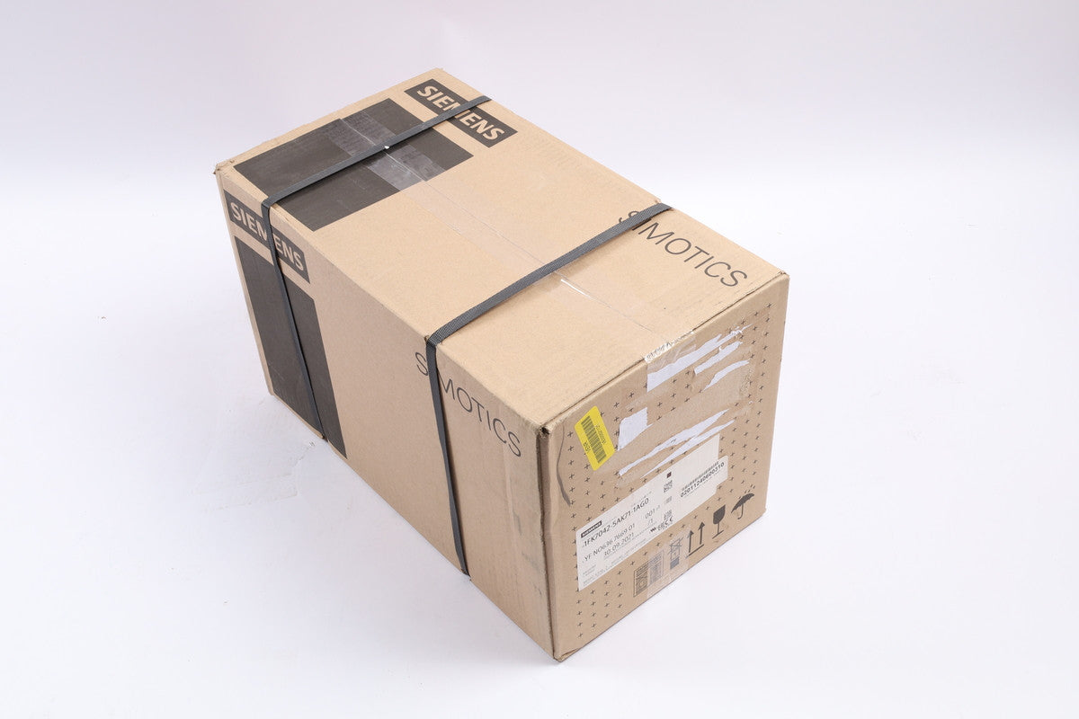 SIEMENS 1FK7042-5AK71-1AG0 in magazzino