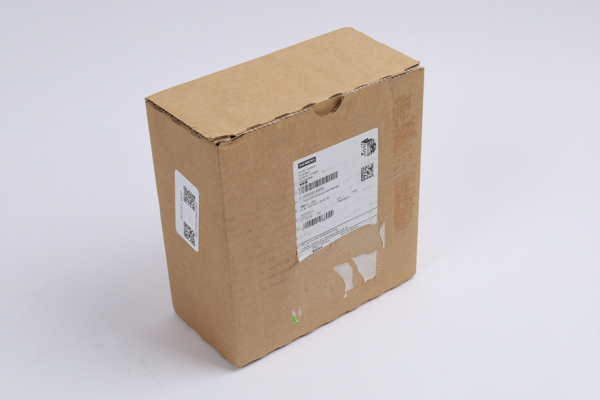 SIEMENS 3RT2047-3SP30 in magazzino