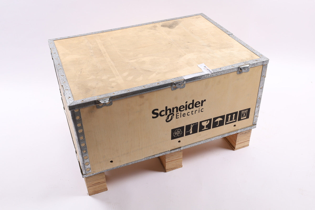 SCHNEIDER ELECTRIC ATV71HD30M3XG1IN na magazynie