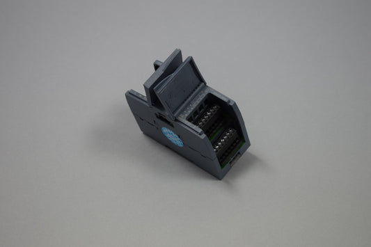 SIEMENS 6ES7223-1BH32-0XB0 auf Lager