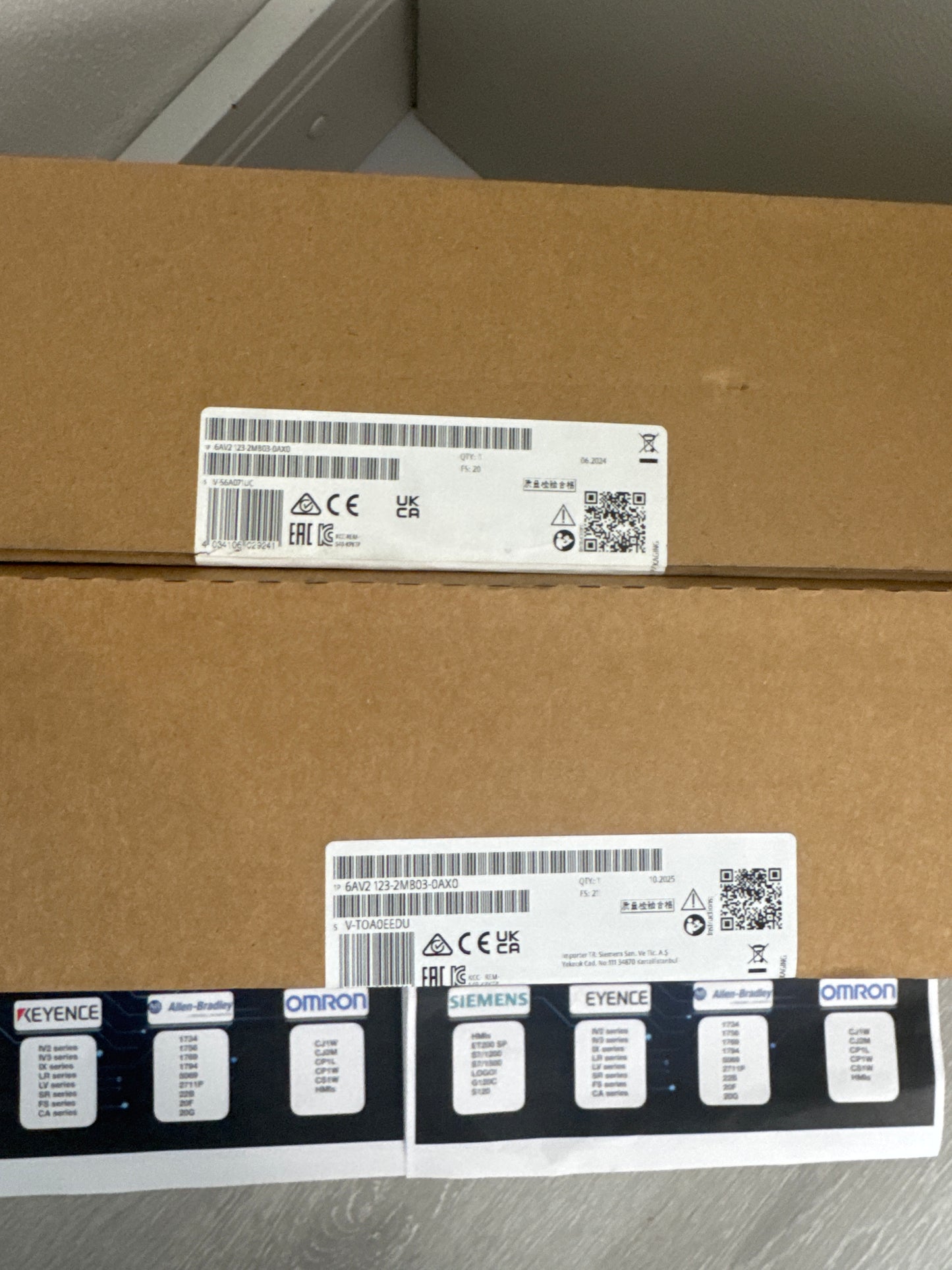 Siemens SIMATIC HMI KTP1200 Basic (6AV2123-2MB03-0AX0) – panneau de commande 12" avec écran tactile et PROFINET