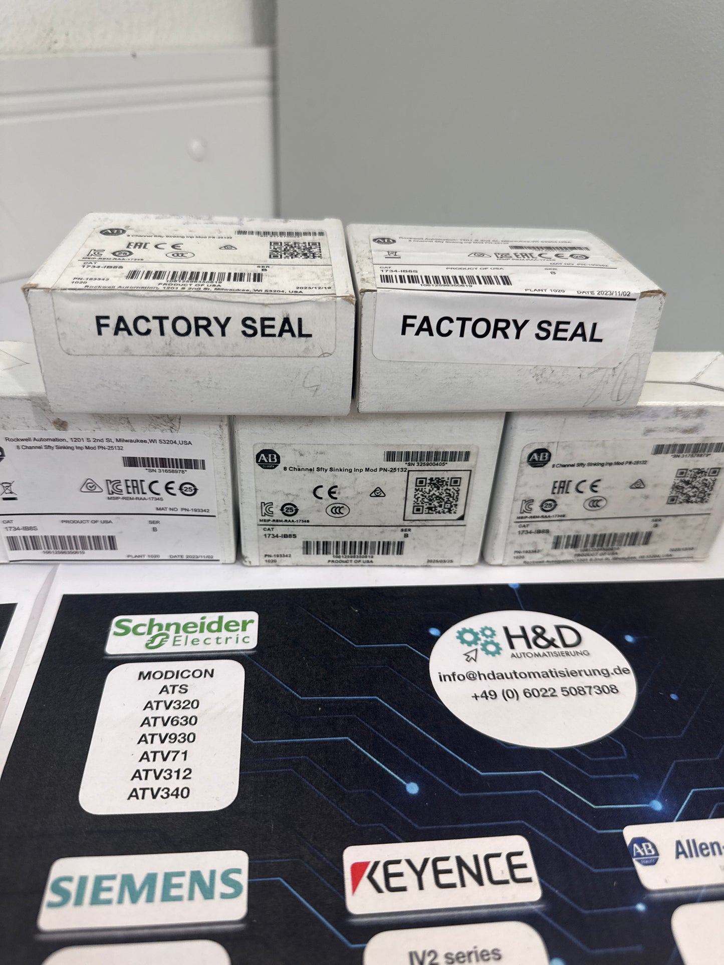 1734-IB8S   Allen-Bradley   Neuf et scellé