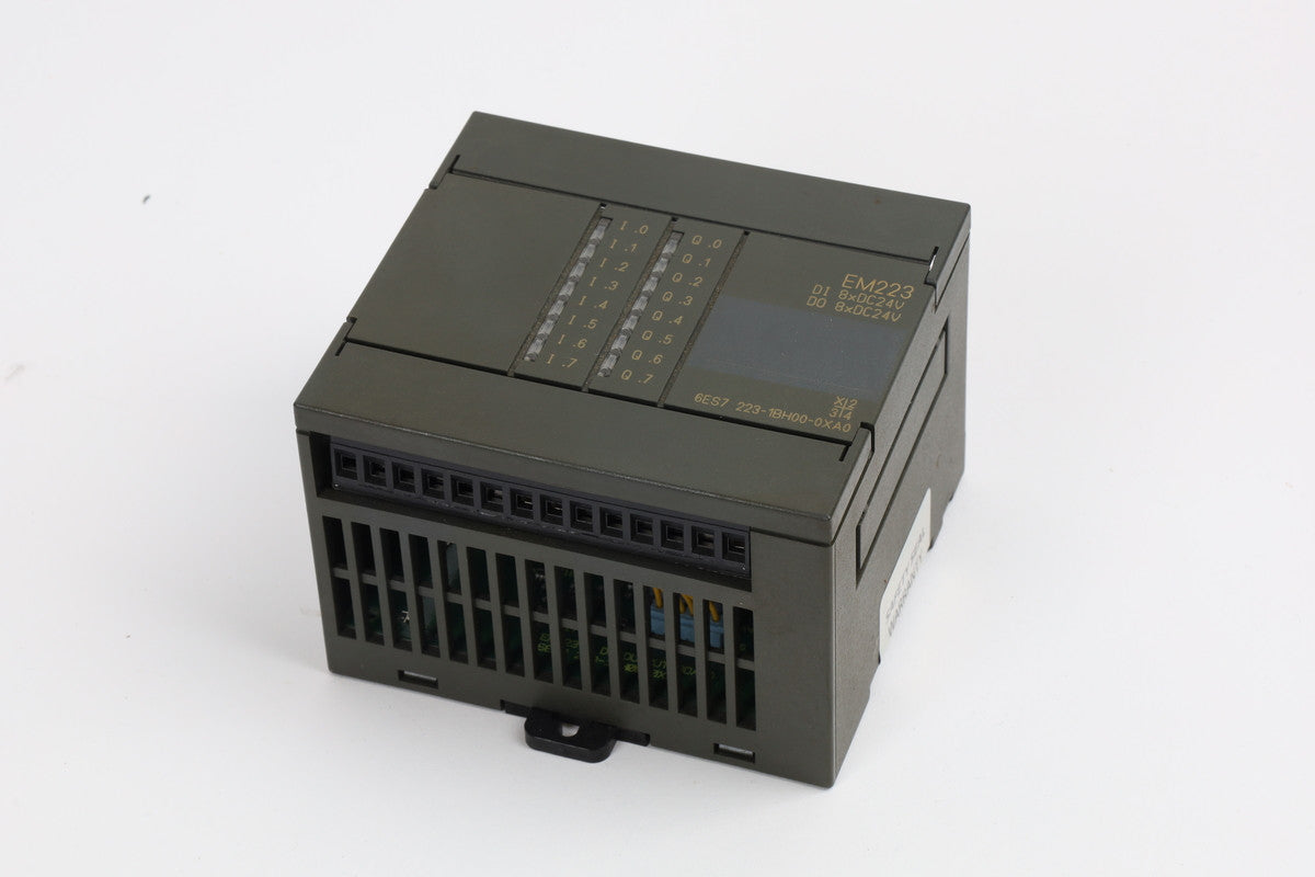 SIEMENS 6ES7223-1BH00-0XA0 disponibile