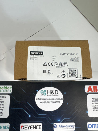 Siemens 6ES7232-4HD32-0XB0 – Module de sortie analogique ±10VDC avec 4 canaux pour une signalisation précise dans les automates S7-1200