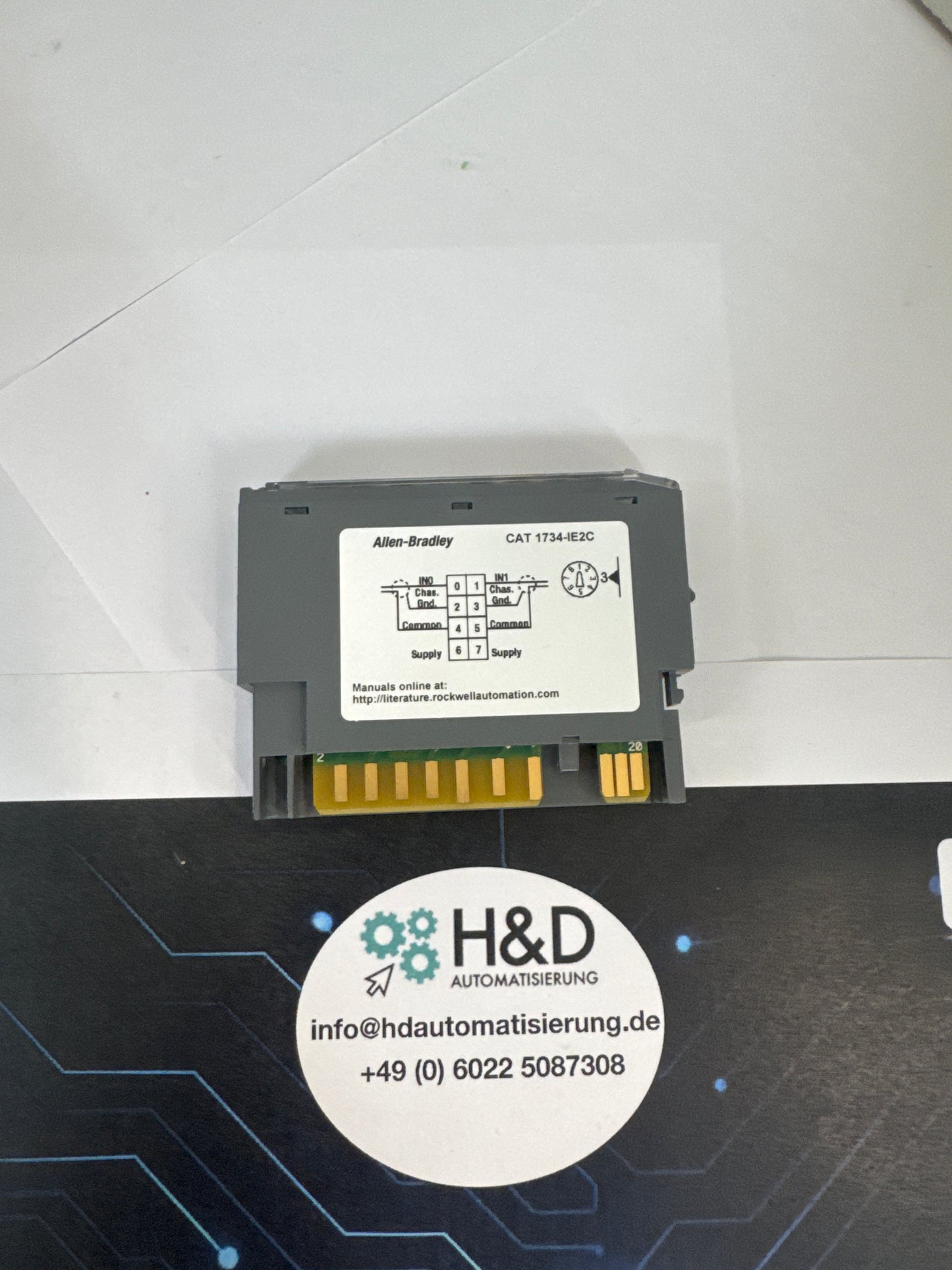 1734-IE2C Allen-Bradley Module d'entrée, POINT I/O, Analogique Neuf et Scellé