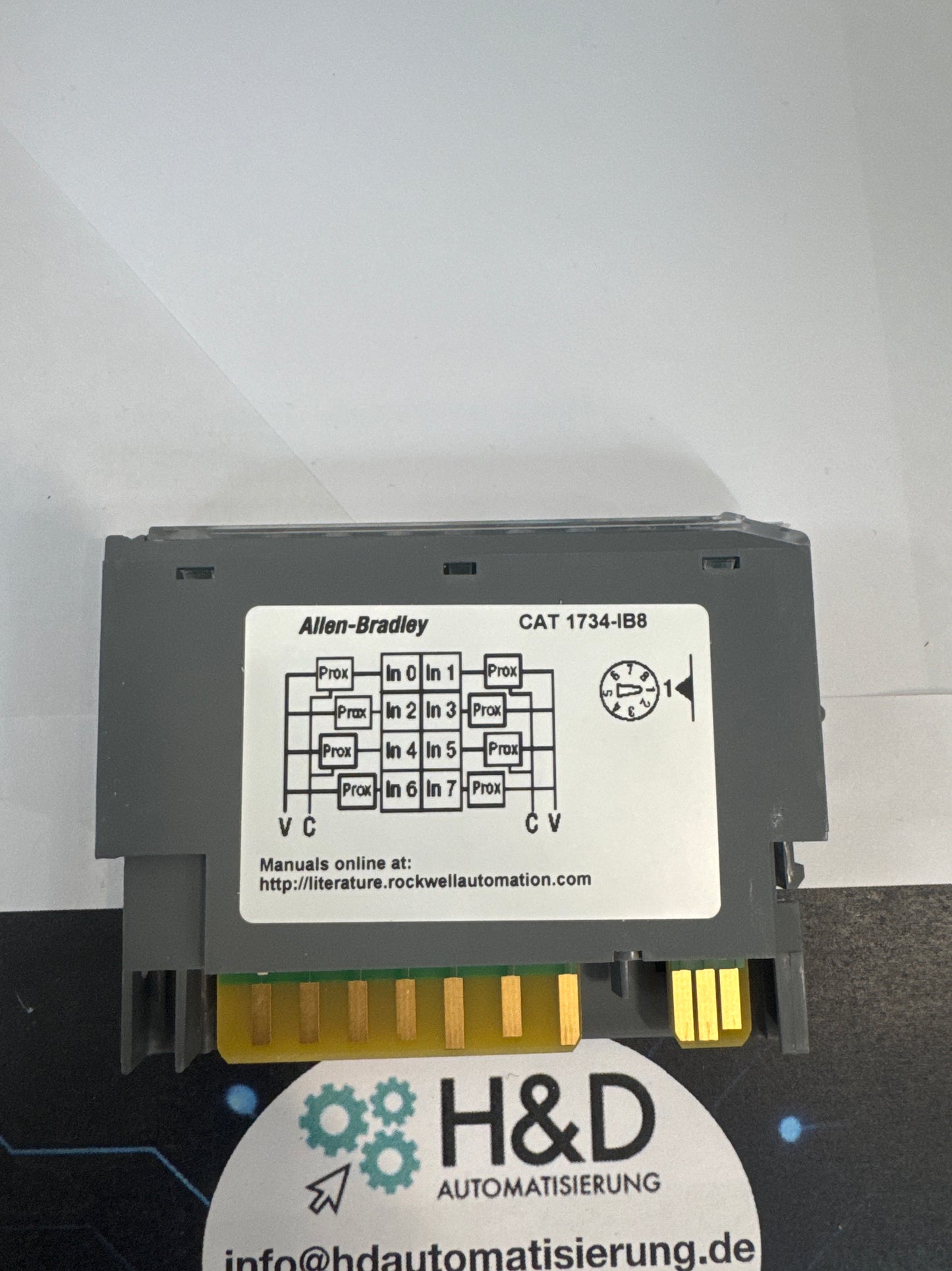 1734-IB8  Allen-Bradley  Module d'entrée   Neuf et scellé