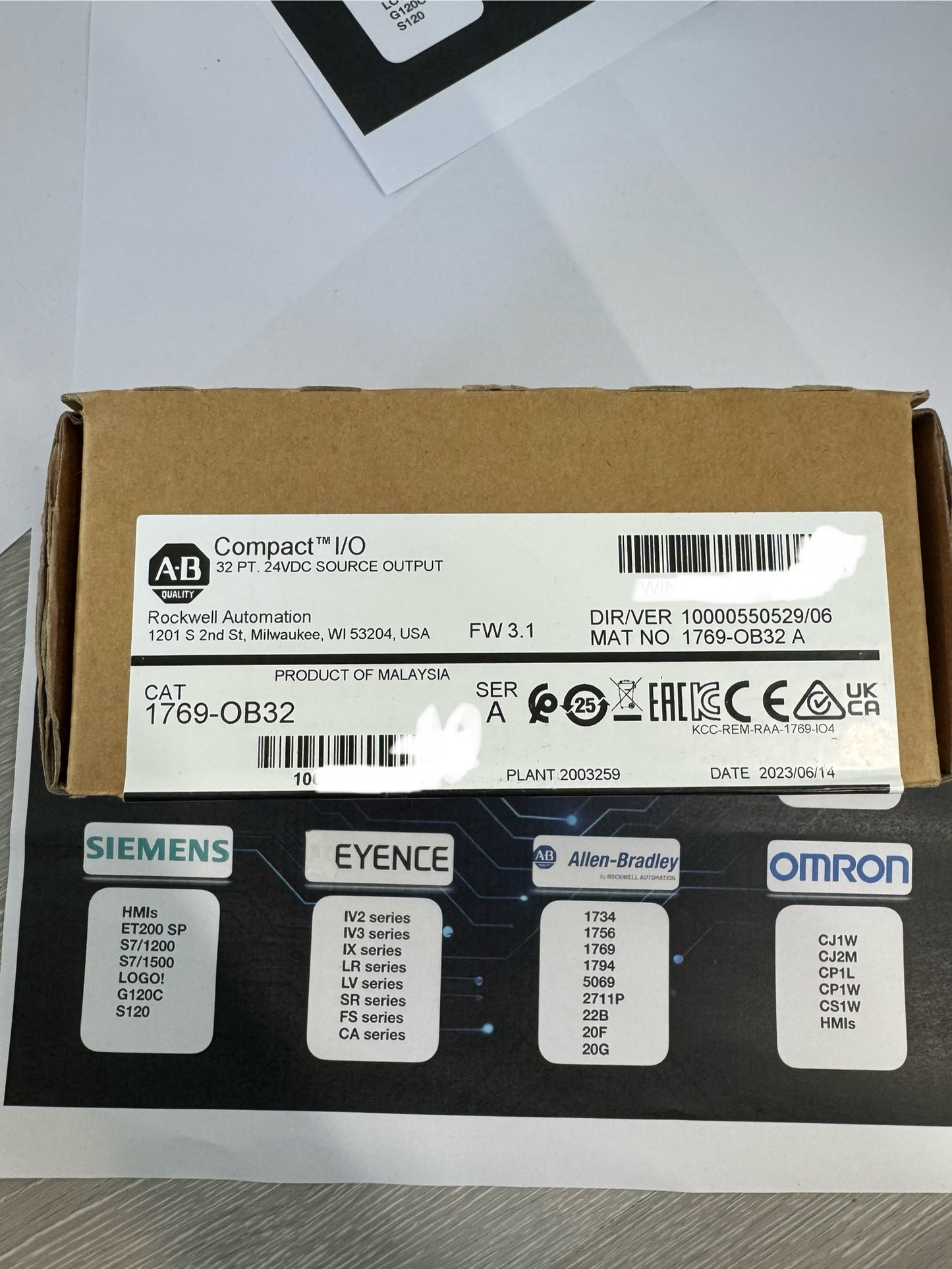 1769-OB32 Allen-Bradley Moduł wyjściowy, CompactLogix Nowy i zaplombowany