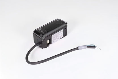 IL-1000 Keyence capteur laser analogique CMOS multifonction amplificateur de mesure, modèle pour fixation sur rail DIN