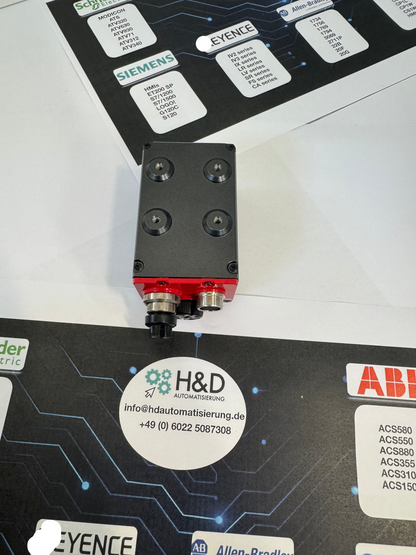 SR-1000W Keyence czytnik kodów 1D i 2D z autofokusem szerokokątny